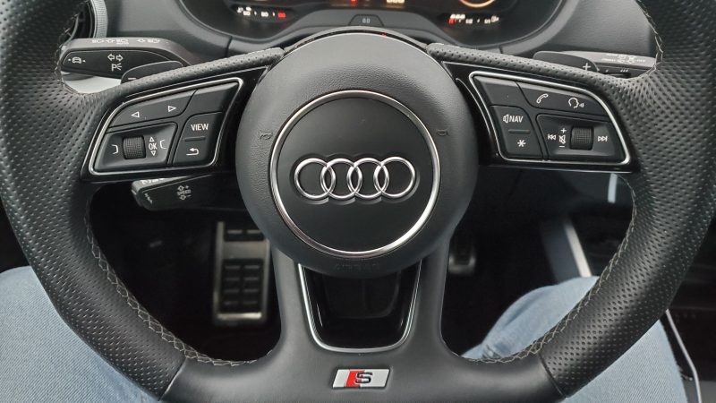 AUDI Q2 2.0 35 TDI 150 STRONIC S-LINE