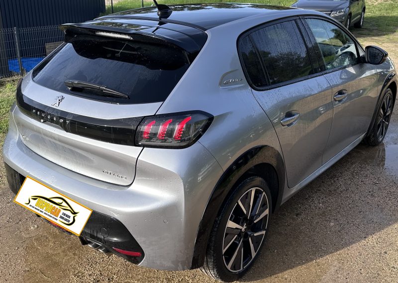 PEUGEOT 208 2019