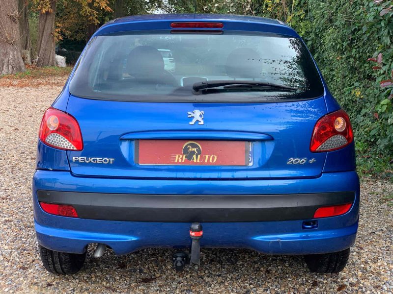 PEUGEOT 206+ 2012 1.4 i (73Ch)