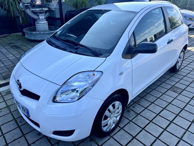 TOYOTA YARIS 1.0 - 69 VVT-I UP Pack Confort 