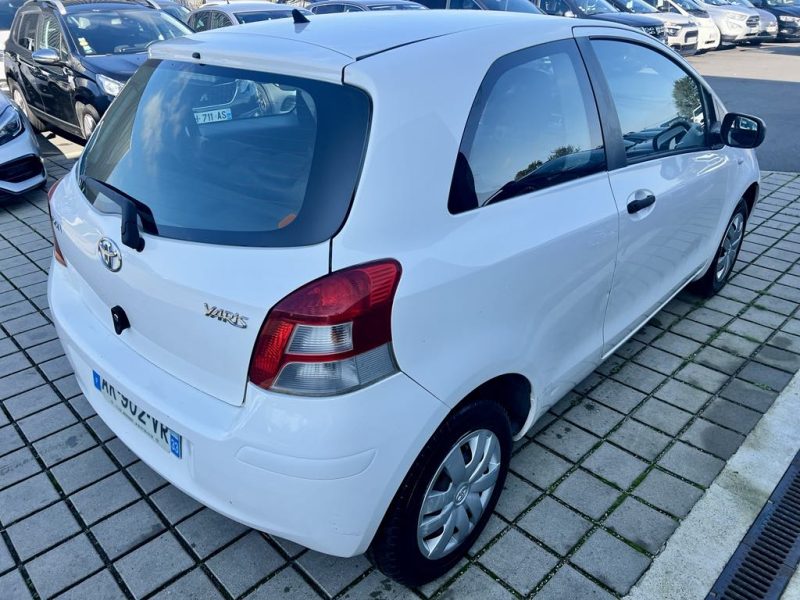 TOYOTA YARIS 1.0 - 69 VVT-I UP Pack Confort 