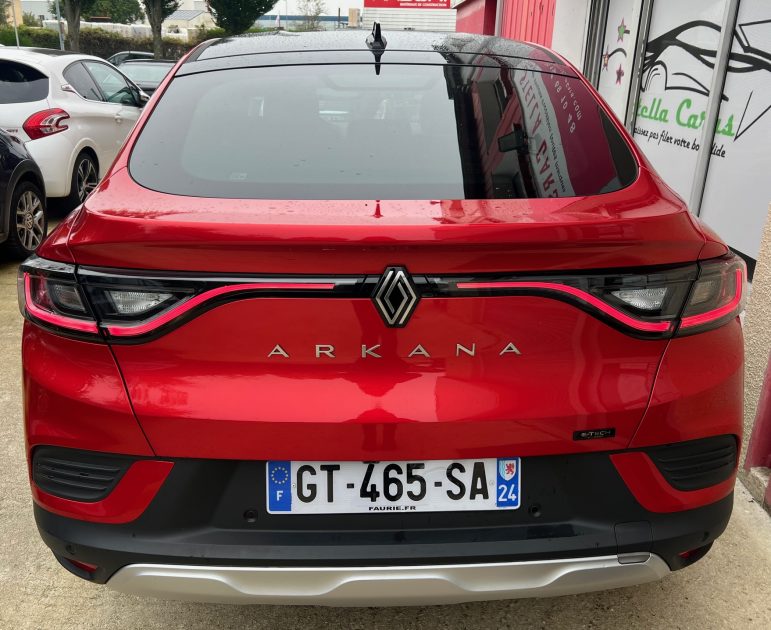 RENAULT ARKANA E-TECH 2024