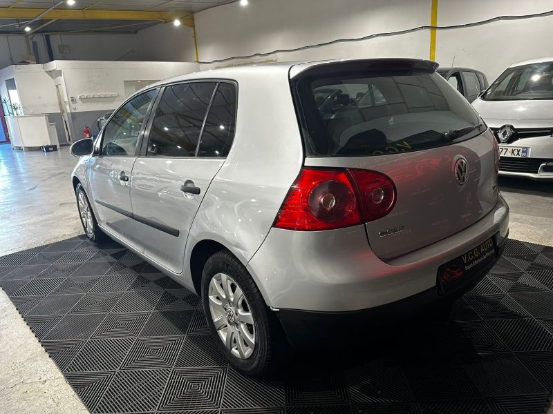 VOLKSWAGEN GOLF V 1.9 TDI 105Ch