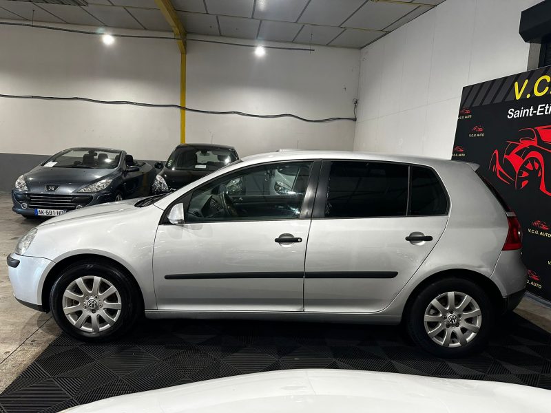 VOLKSWAGEN GOLF V 1.9 TDI 105Ch