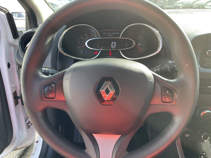 RENAULT CLIO 2016