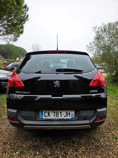 PEUGEOT 3008 2012