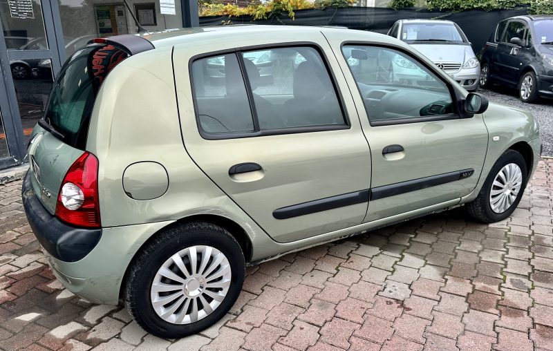 RENAULT CLIO 2003