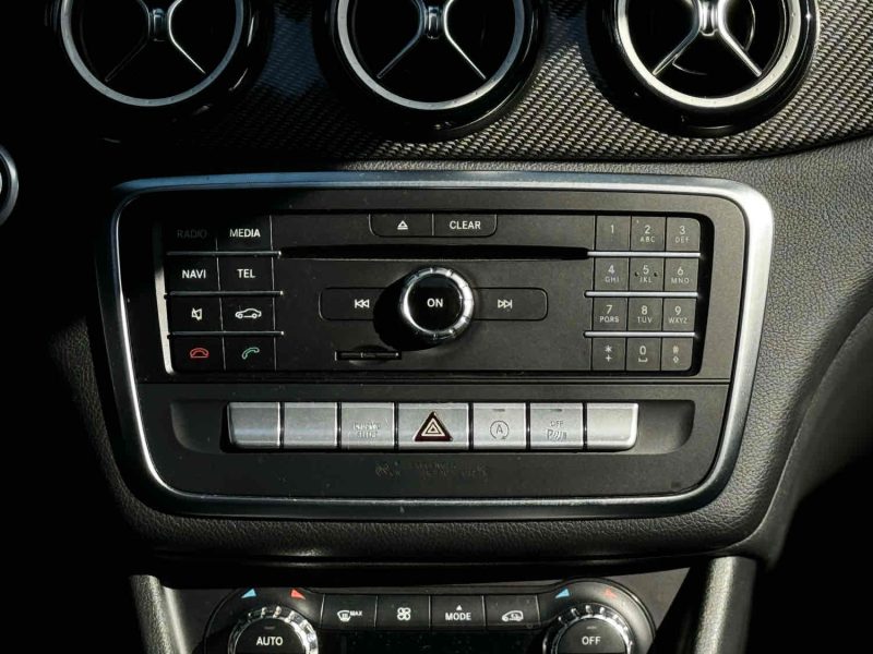 MERCEDES CLASSE CLA (2) 220 D 177CH STARLIGHT EDITION BVA7 GARANTIE 6 MOIS