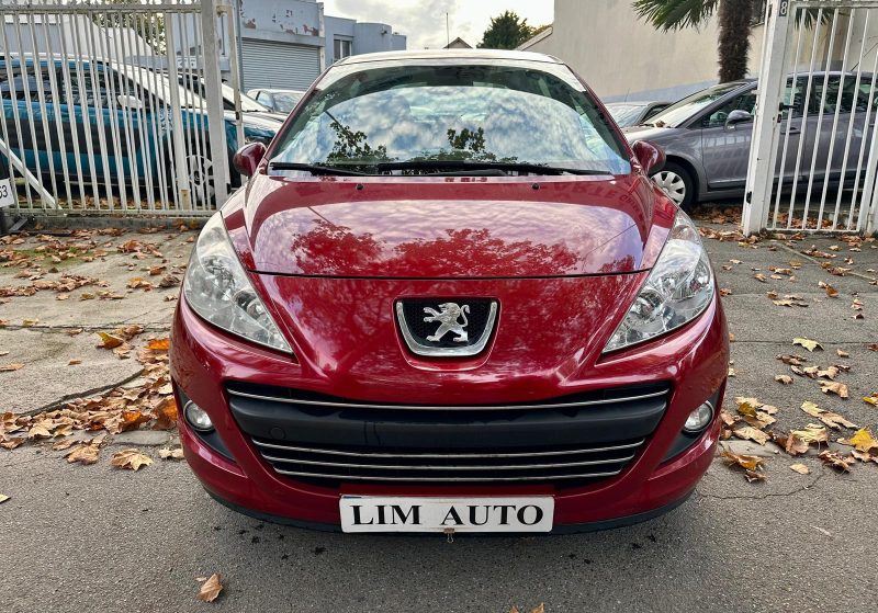 PEUGEOT 207 2010