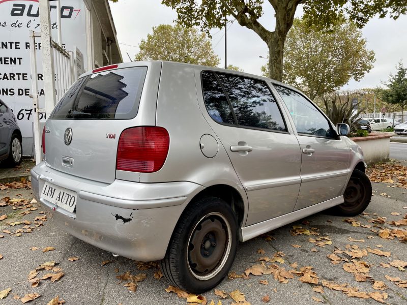 VOLKSWAGEN POLO 2000