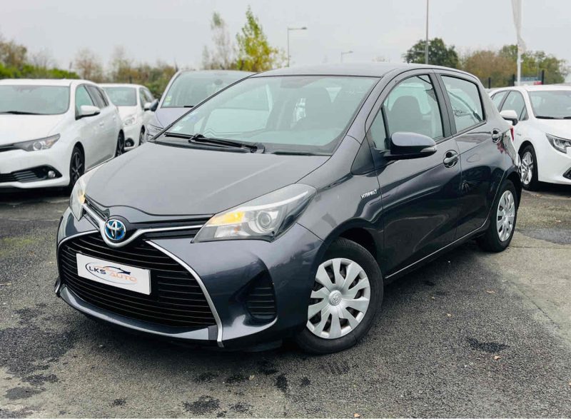 TOYOTA YARIS 1.5 HYBRID 100H FRANCE BUSINESS