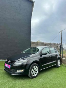 VOLKSWAGEN POLO 2012