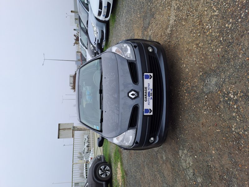 RENAULT CLIO 2006