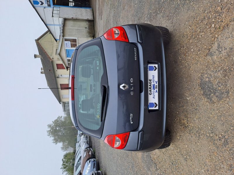 RENAULT CLIO 2006