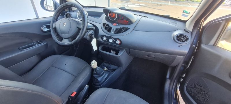 RENAULT TWINGO 2010