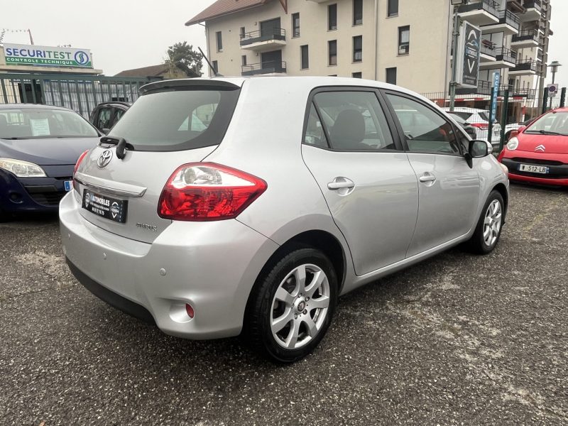 TOYOTA AURIS 1.3 VVT-I 99CV