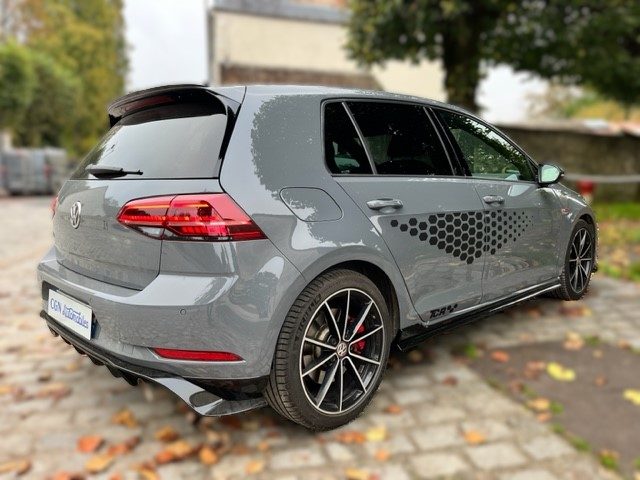 VOLKSWAGEN GOLF 2019