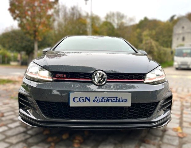 VOLKSWAGEN GOLF 2019