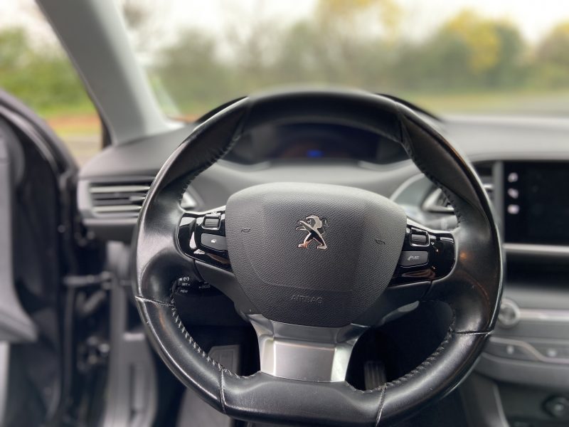 PEUGEOT 308 SW II 2020