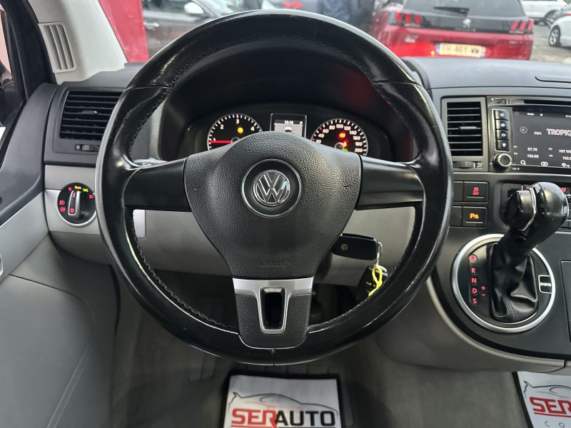 VOLKSWAGEN MULTIVAN 2010