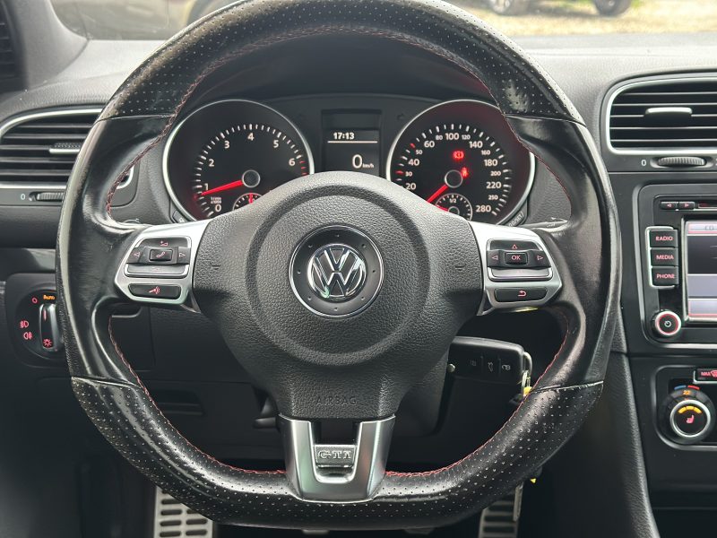 VOLKSWAGEN GOLF VI 2010