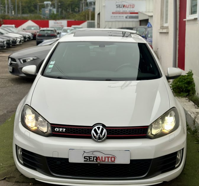 VOLKSWAGEN GOLF VI 2010