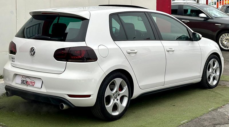 VOLKSWAGEN GOLF VI 2010