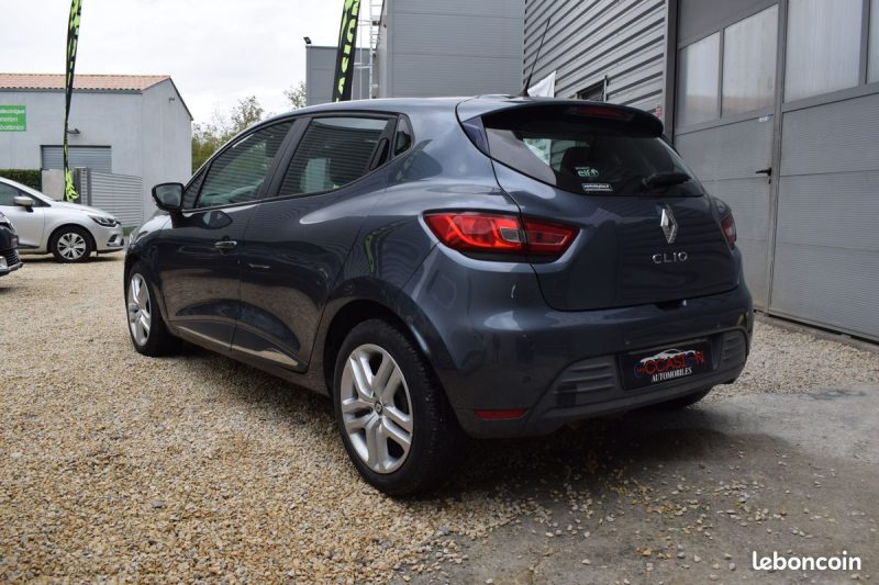 RENAULT CLIO 2018