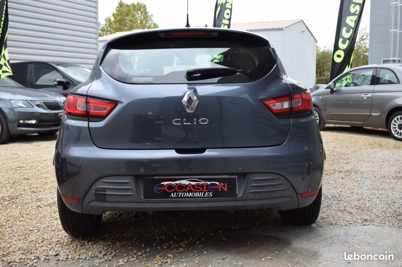 RENAULT CLIO 2018