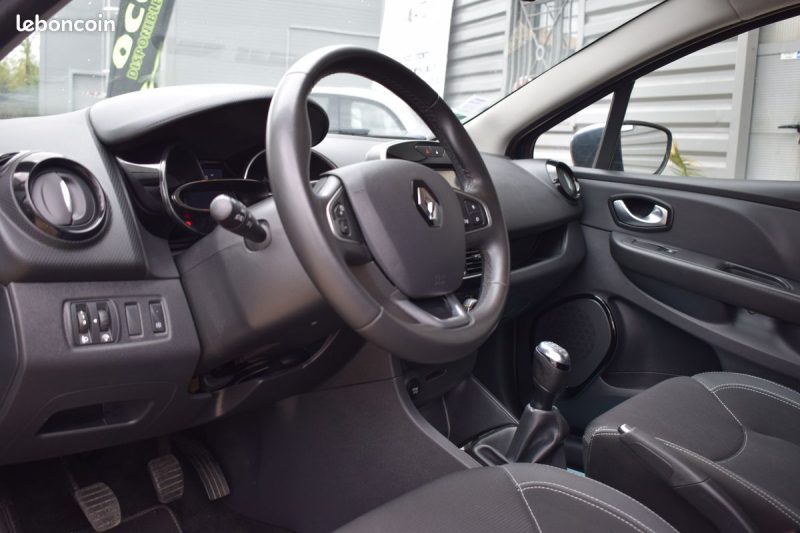 RENAULT CLIO 2018