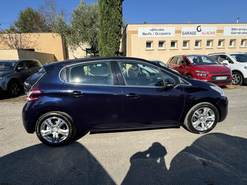 PEUGEOT 208 1.6 HDI 92CV ALLURE 