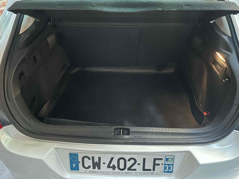 CITROEN C4 1.6 HDi 92CV Confort 