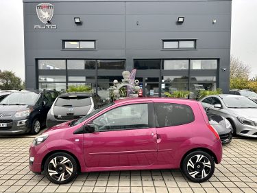 RENAULT TWINGO II 1.2L LEV 16V 75CH ECO2 INTENS