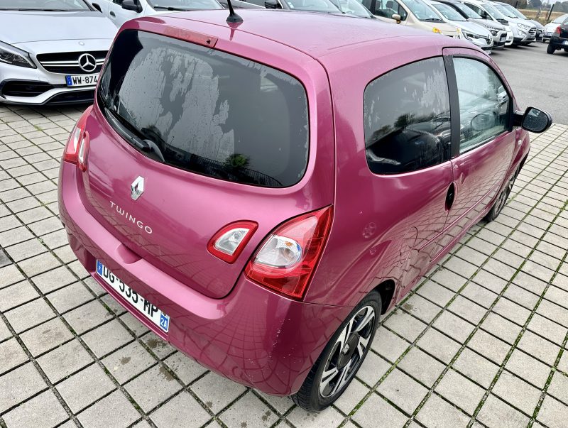 RENAULT TWINGO II 1.2L LEV 16V 75CH ECO2 INTENS