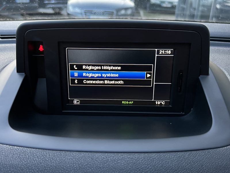 RENAULT MEGANE 3 III XV DE FRANCE 1.4 TCE 130 Cv GPS REGULATEUR BLUETOOTH CRIT AIR 1 - GARANTIE 1 AN