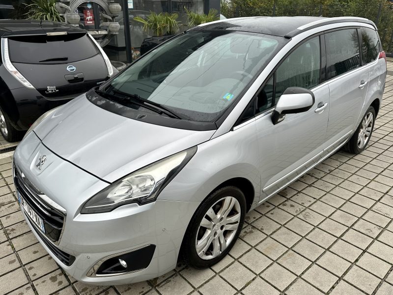 PEUGEOT 5008 1.6 E-HDi 115CH FAP ETG6 BLUE LION ALLURE 7 PLACES