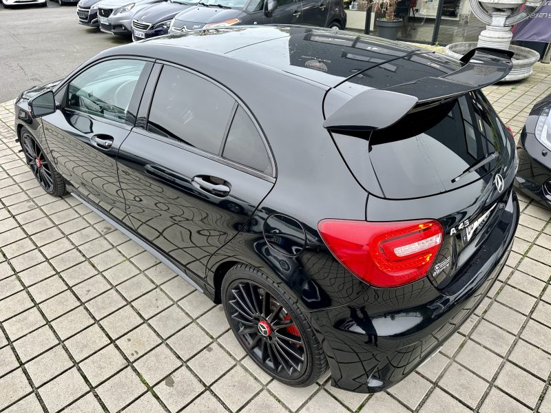 MERCEDES CLASSE A45 AMG 4-matic 360CH One Edition 