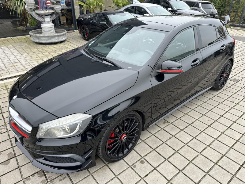 MERCEDES CLASSE A45 AMG 4-matic 360CH One Edition 