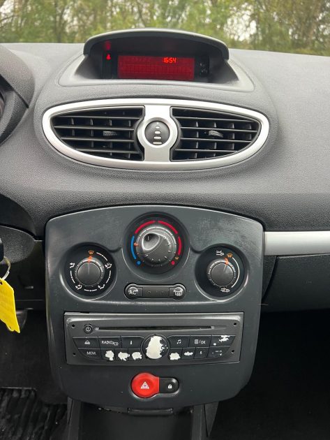 RENAULT CLIO III 2010