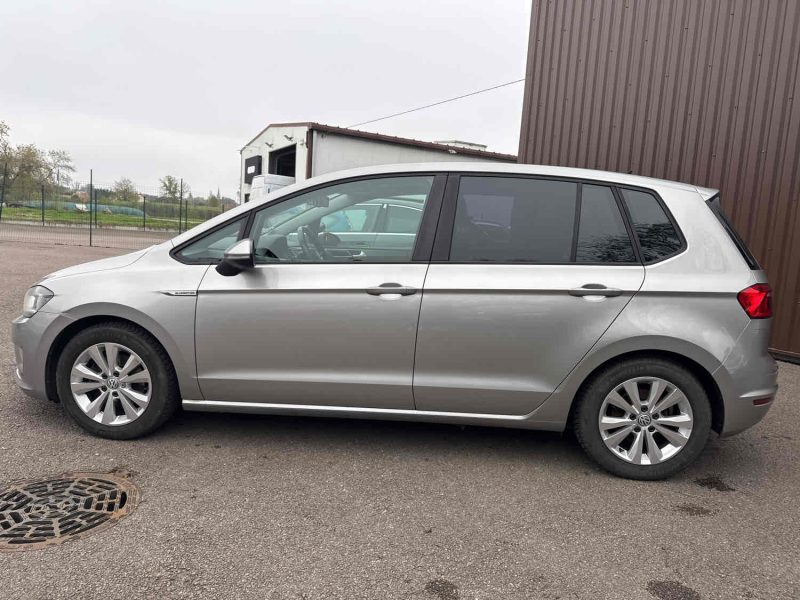 VOLKSWAGEN GOLF SPORTSVAN 2015