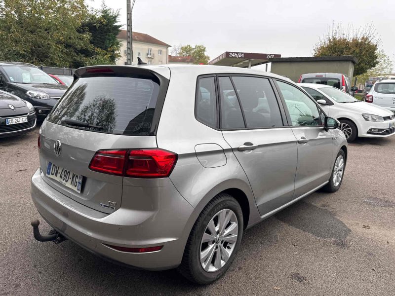 VOLKSWAGEN GOLF SPORTSVAN 2015