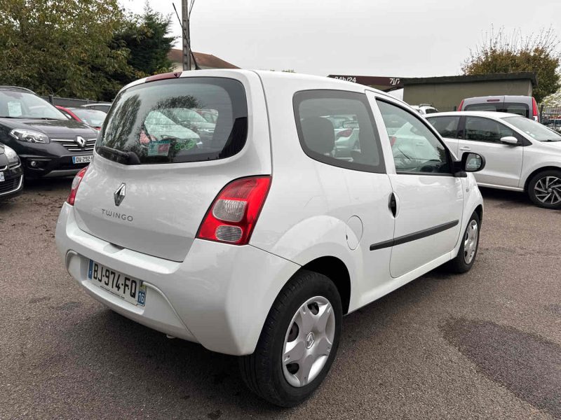 RENAULT TWINGO 2011