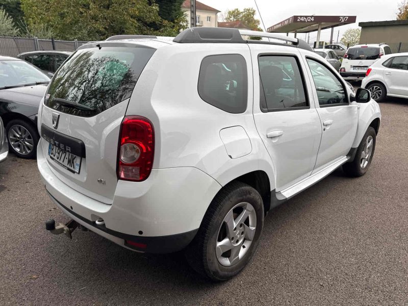 DACIA DUSTER 2011