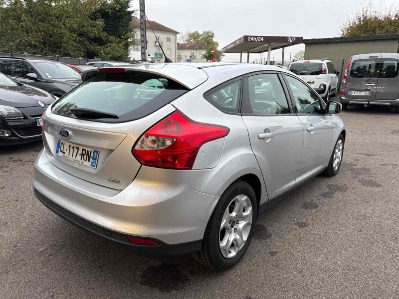 FORD FOCUS 2012