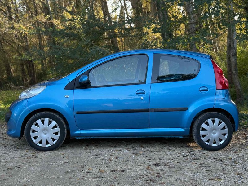 PEUGEOT 107 1.0i 68ch Trendy 5p 