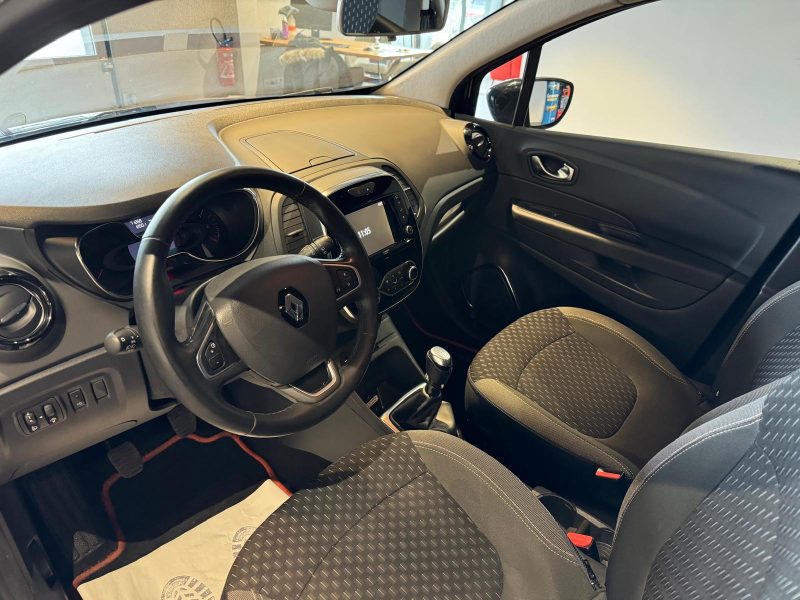 RENAULT  CAPTUR  2019