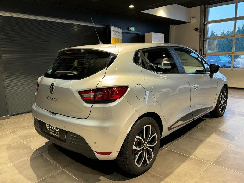 RENAULT   CLIO  2019