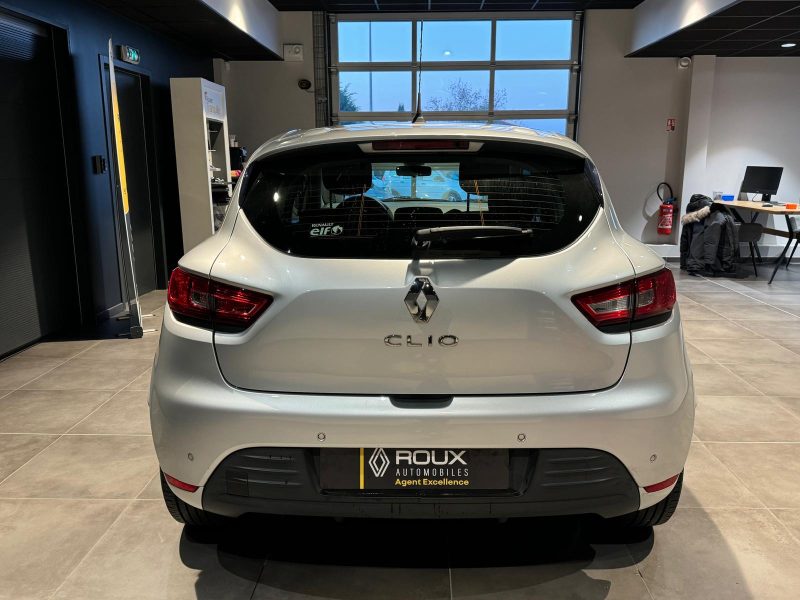 RENAULT   CLIO  2019