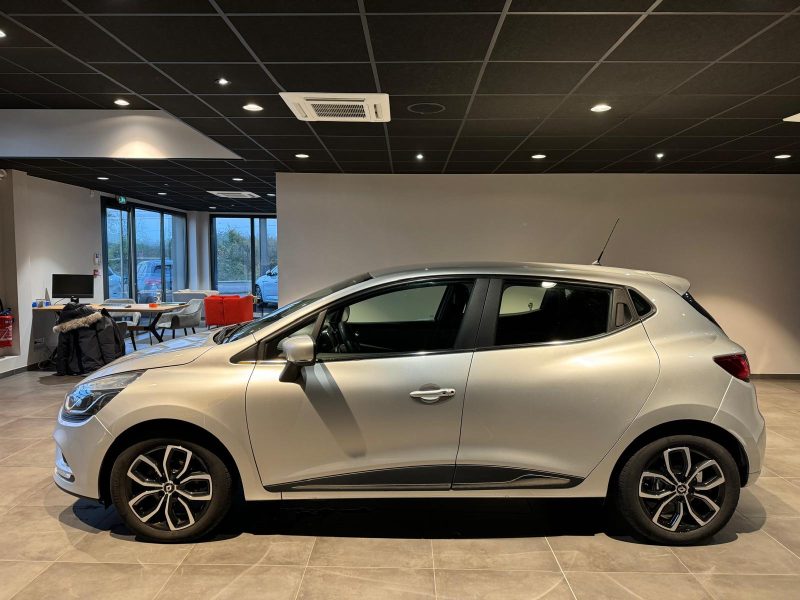 RENAULT   CLIO  2019