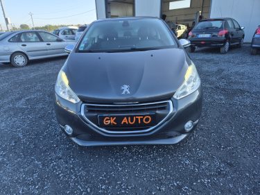 PEUGEOT 208 1.6 thp 120 CV 2014 135000 KM 